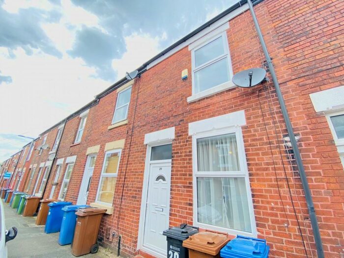 2 Bedroom Terraced House To Rent In Victoria Road, Stockport, SK1