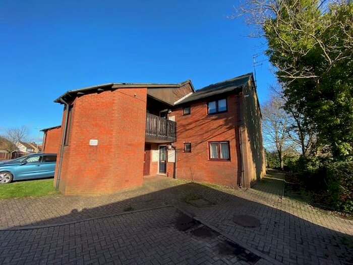 1 Bedroom Apartment To Rent In St. Agnells Court, Hemel Hempstead, HP2