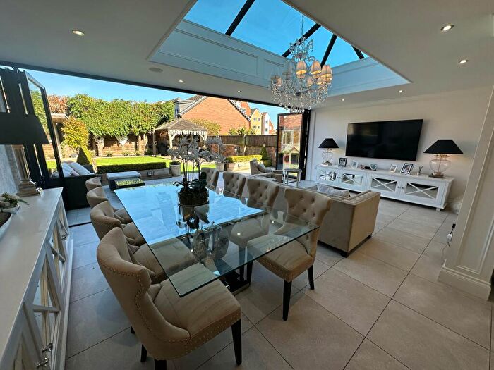 5 Bedroom Detached House For Sale In Seacroft Road, Cleethorpes, DN35