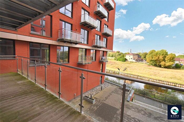 2 Bedroom Apartment For Sale In Adelphi Wharf, Adelphi Street, Salford, Greater Manchester, M3