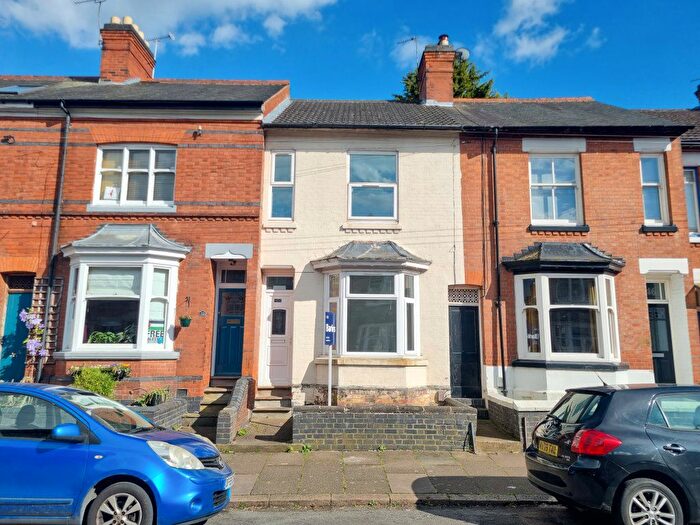 3 Bedroom Terraced House To Rent In Dulverton Road, Leicester, LE3
