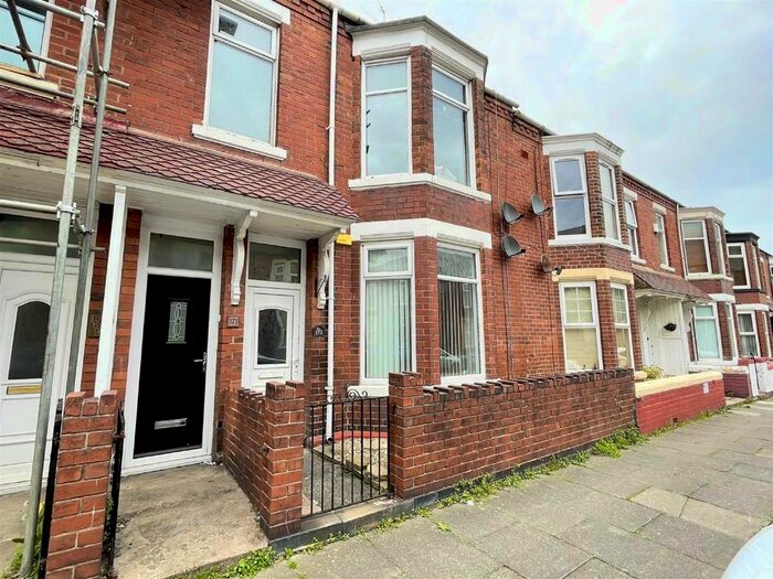 2 Bedroom Flat To Rent In St. Vincent Street, South Shields, NE33