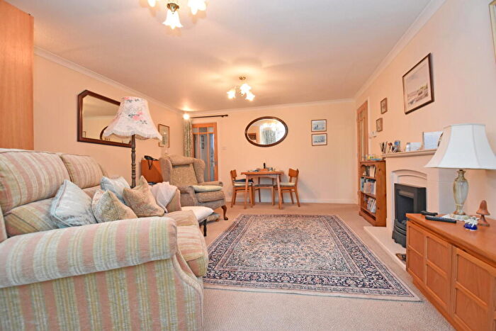 2 Bedroom Detached Bungalow For Sale In Meadow View, Uffculme, EX15