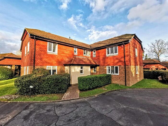 2 Bedroom Apartment To Rent In Hatchlands, Cuckfield, Haywards Heath, RH17