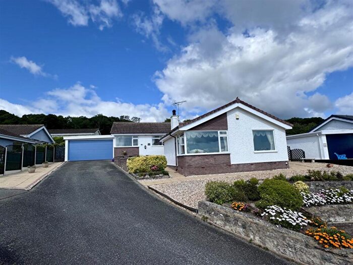 4 Bedroom Detached Bungalow For Sale In Cae Mair, Beaumaris, LL58
