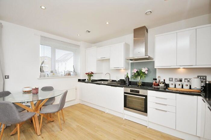 1 Bedroom Flat For Sale In Osborne Road, Thornton Heath, Surrey, CR7