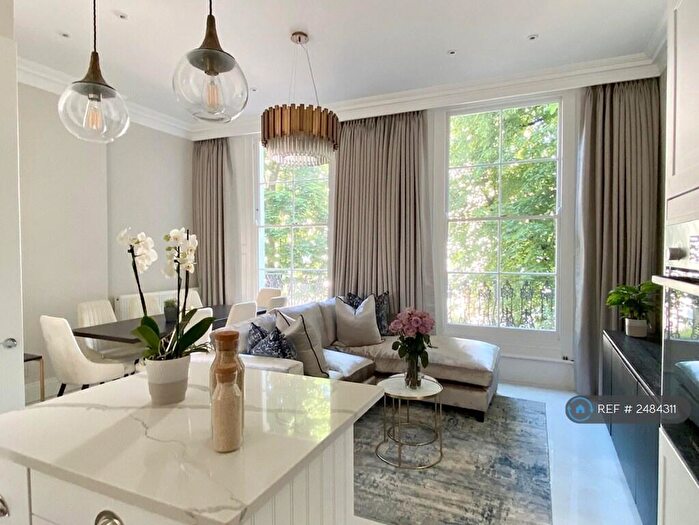 2 Bedroom Flat To Rent In Belgrave Gardens, London, NW8