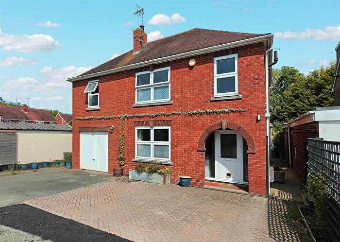 5 Bedroom Detached House For Sale In Pine Tree Drive, Barnwood, GL4