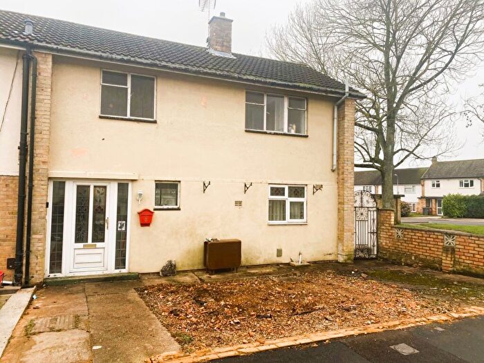 3 Bedroom End Of Terrace House For Sale In Elbow Lane, Stevenage, SG2