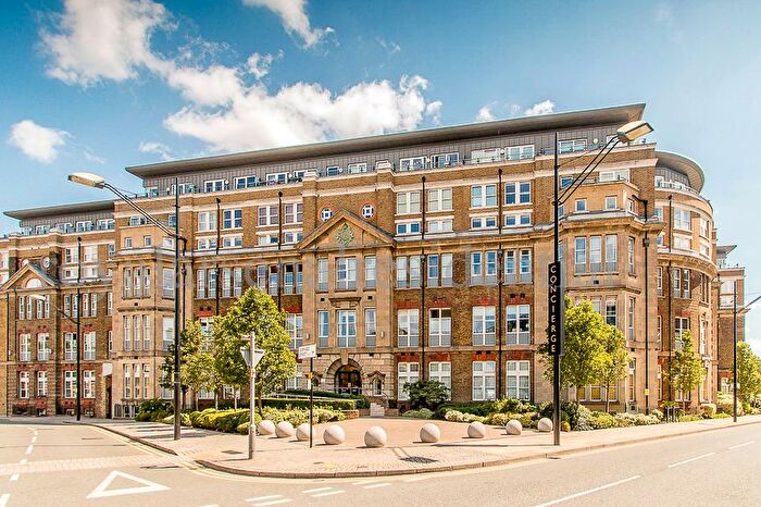 3 Bedroom Flat To Rent In Building, Cadogan Road, Royal Arsenal, SE18