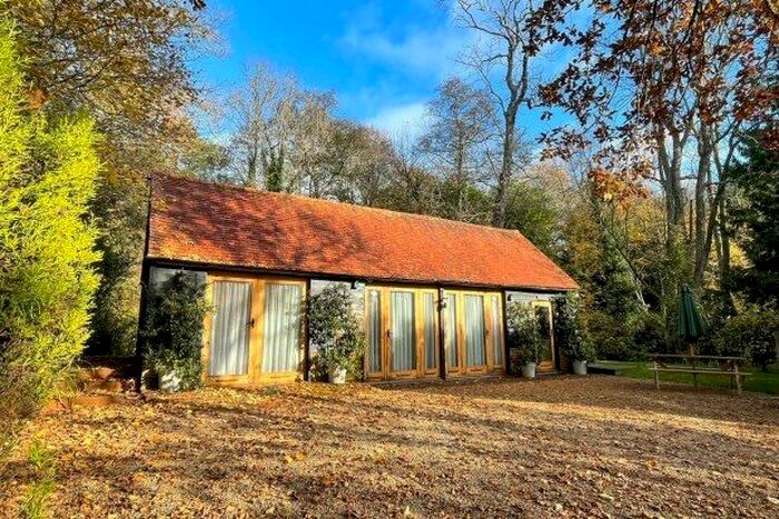 1 Bedroom Detached House To Rent In Maresfield, Uckfield TN22