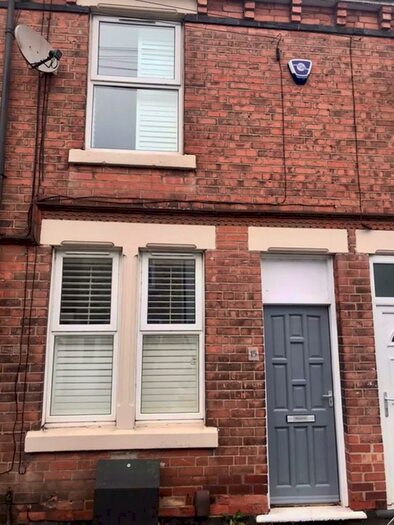 2 Bedroom Terraced House To Rent In Warwick Street, Dunkirk, NG7