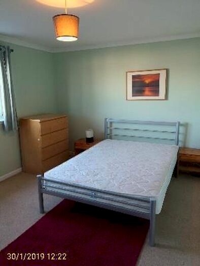 2 Bedroom Flat To Rent In St. Clair Street, Edinburgh, EH6