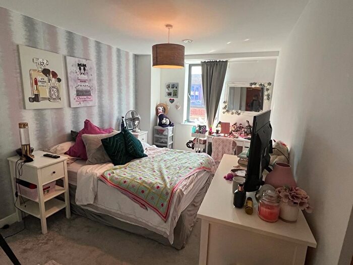 1 Bedroom Flat To Rent In Dayus House, Birmingham, B1