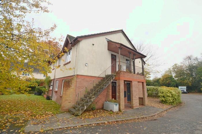 Studio To Rent In Kings Road, Petersfield, Hampshire, GU32