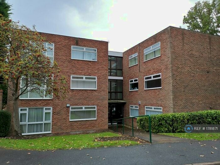 2 Bedroom Flat To Rent In Spreadbury Close, Birmingham, B17