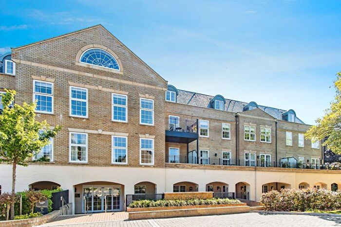 1 Bedroom Flat For Sale In Canon Woods Close, Sherborne, DT9