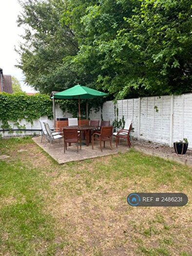 1 Bedroom Maisonette To Rent In Willow Tree Glade, Reading, RG31