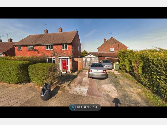 3 Bedroom Semi-Detached House To Rent In Brenchley Road, Orpington, BR5