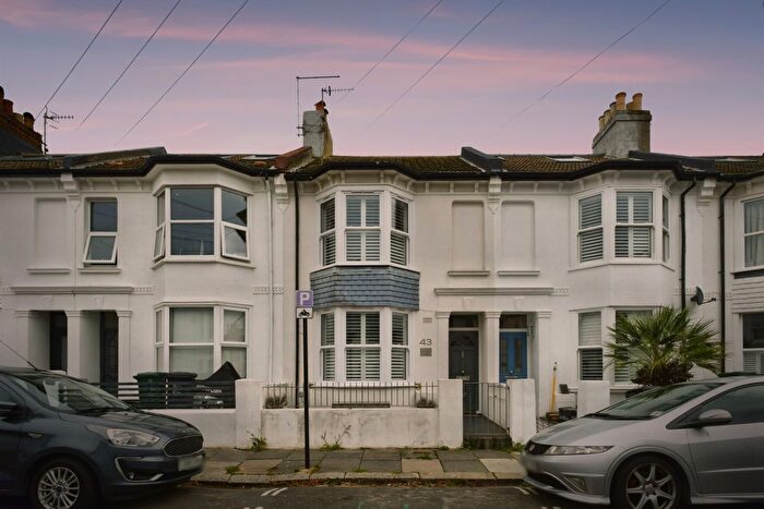 2 Bedroom Terraced House For Sale In Montgomery Street, Hove, BN3