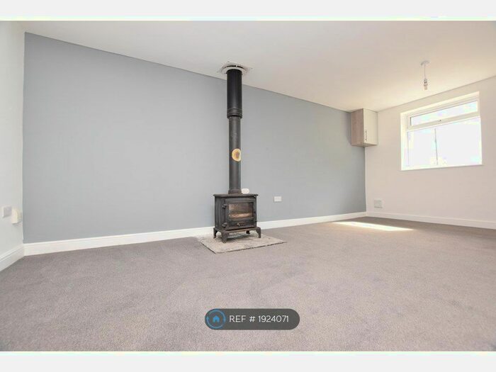 3 Bedroom Semi-Detached House To Rent In Landseer Avenue, Chapel St. Leonards, Skegness, PE24