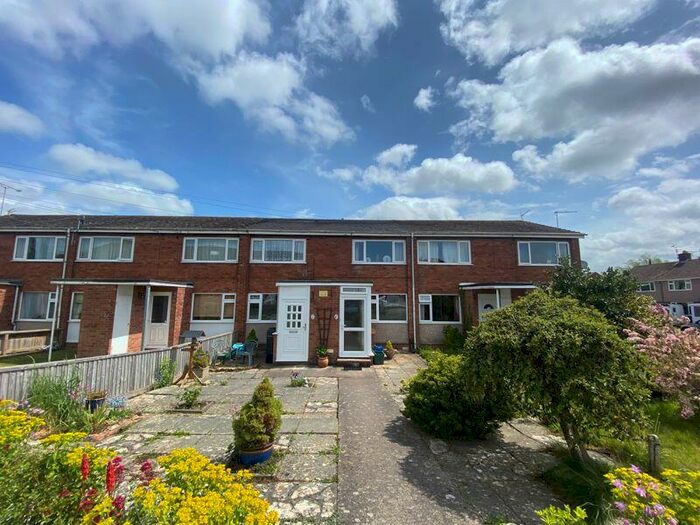 2 Bedroom Ground Flat To Rent In Chandag Road, Keynsham, BS31