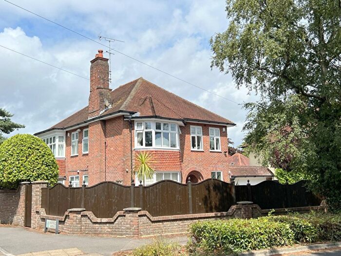 6 Bedroom Detached House For Sale In Boulnois Avenue, Penn Hill, Poole, BH14