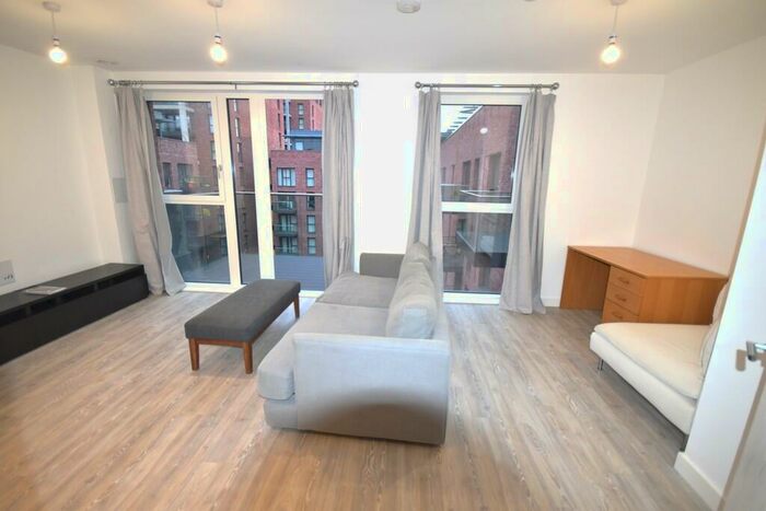 2 Bedroom Apartment To Rent In Thunderer Street, Upton Park, E13