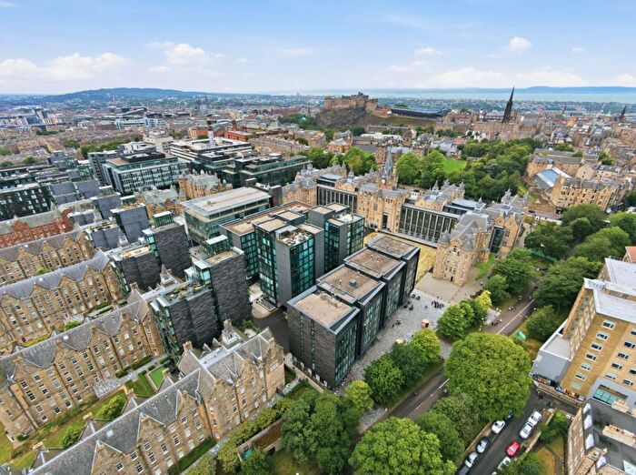 3 Bedroom Flat For Sale In / Simpson Loan, Quartermile, Edinburgh, EH3