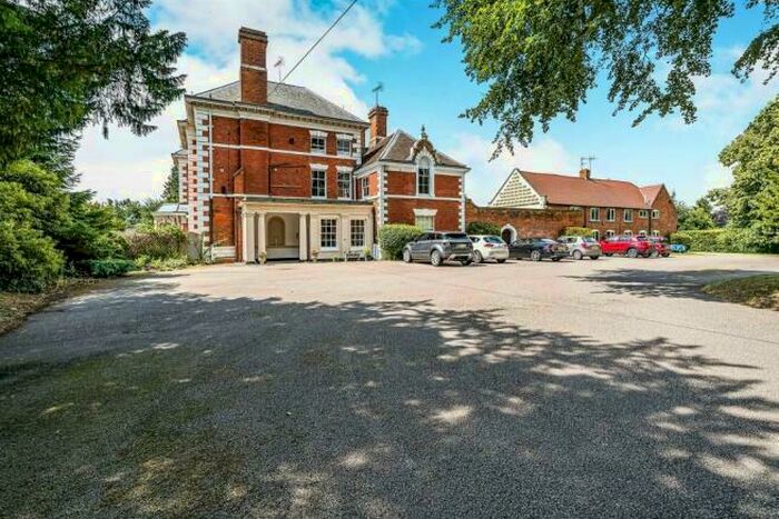 2 Bedroom Apartment For Sale In Flat, Hackmans Gate Lane, Belbroughton, Stourbridge, DY9