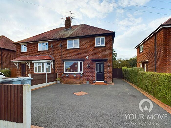 3 Bedroom Semi-Detached House For Sale In Marshfield Avenue, Crewe, Cheshire, CW2