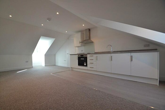 1 Bedroom Flat To Rent In South Street, Bishops Stortford, CM23