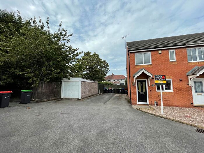 2 Bedroom Property To Rent In Viyella Mews, Nottingham, NG15