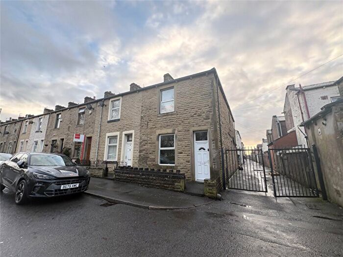 3 Bedroom Terraced House For Sale In Queen Victoria Road, Burnley, Lancashire, BB10