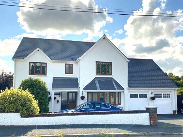4 Bedroom Property For Sale In Pontsian Road, Rhydowen, Nr Llandysul, SA44
