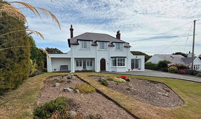 4 Bedroom Detached House For Sale In Lon St. Ffraid, Trearddur Bay, Holyhead, Isle Of Anglesey, LL65