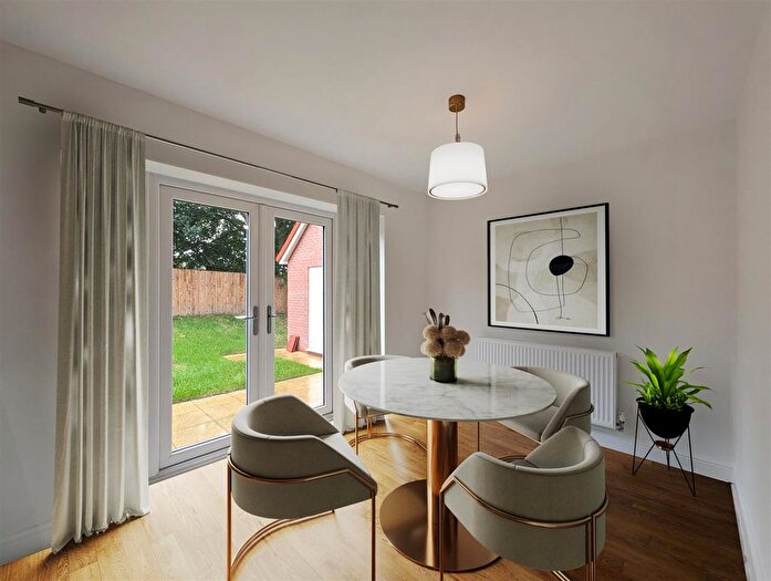 4 Bedroom Detached House For Sale In Grange Way, Gristhorpe, YO14