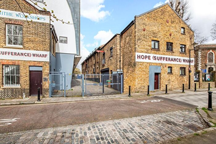 2 Bedroom Flat To Rent In Hope Wharf, Rotherhithe, London, SE16