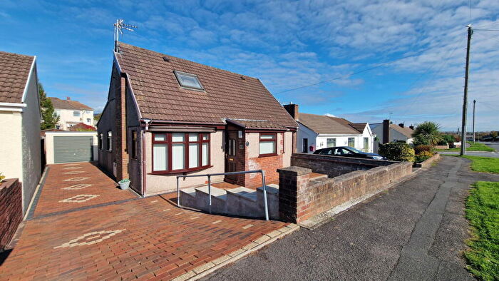 3 Bedroom Detached Bungalow For Sale In Oaklands Avenue, Bridgend, CF31