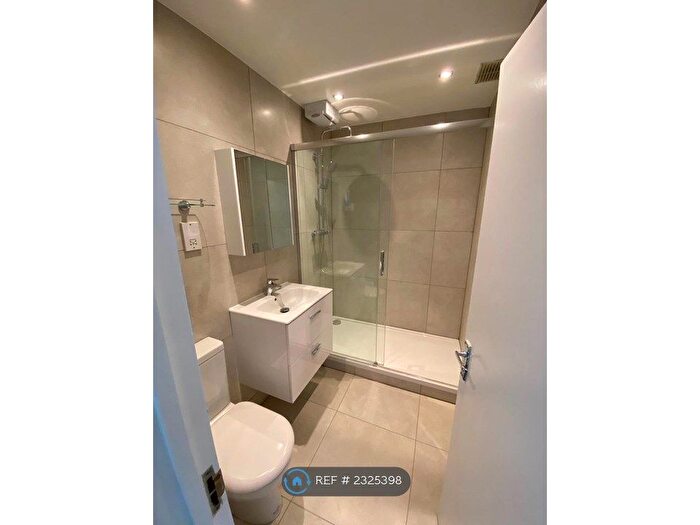 1 Bedroom Flat To Rent In Talgarth Road, London, W14