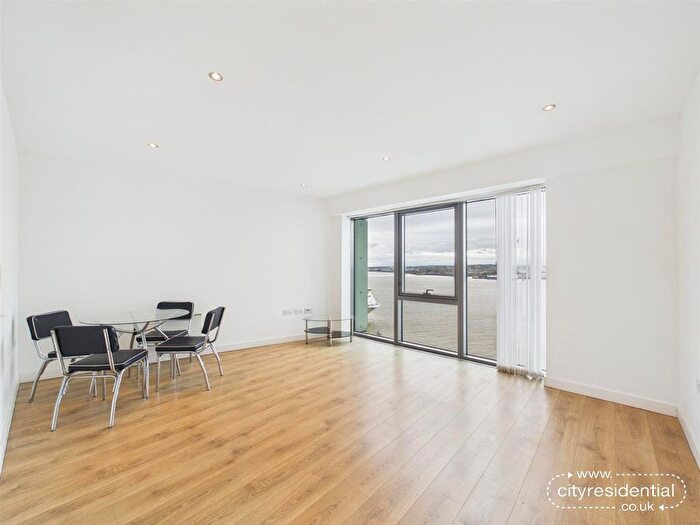 2 Bedroom Flat For Sale In Alexandra Tower, Liverpool, L3