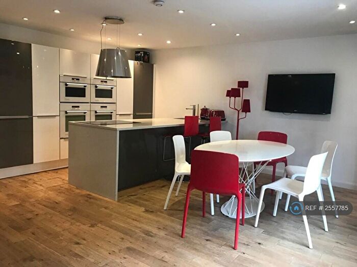 3 Bedroom Terraced House To Rent In Marylebone, London, NW1