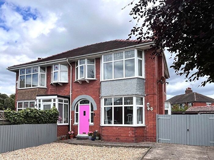 3 Bedroom Semi-Detached House For Sale In Rosemede, Sundorne, Shrewsbury, Shropshire, SY1