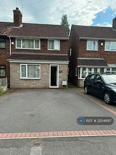 3 Bedroom Semi-Detached House To Rent In Bordesley Green East, Stechford, Birmingham, B33