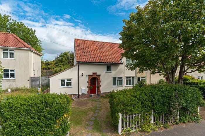 3 Bedroom End Of Terrace House For Sale In Lubbock Close, Norwich, NR2