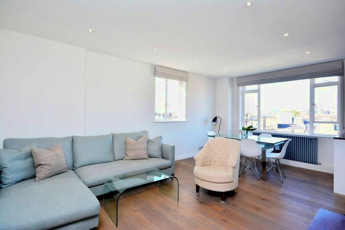 2 Bedroom Flat To Rent In Park Crescent, Marylebone, London, W1B