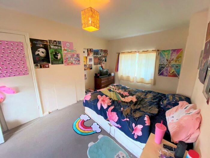 4 Bedroom Terraced House To Rent In Southall Avenue, Brighton, BN2