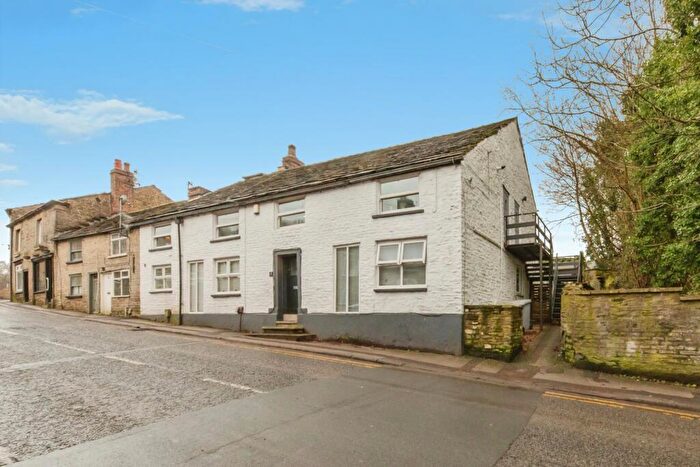 2 Bedroom Flat For Sale In Palmerston Street, Bollington, Macclesfield, Cheshire, SK10