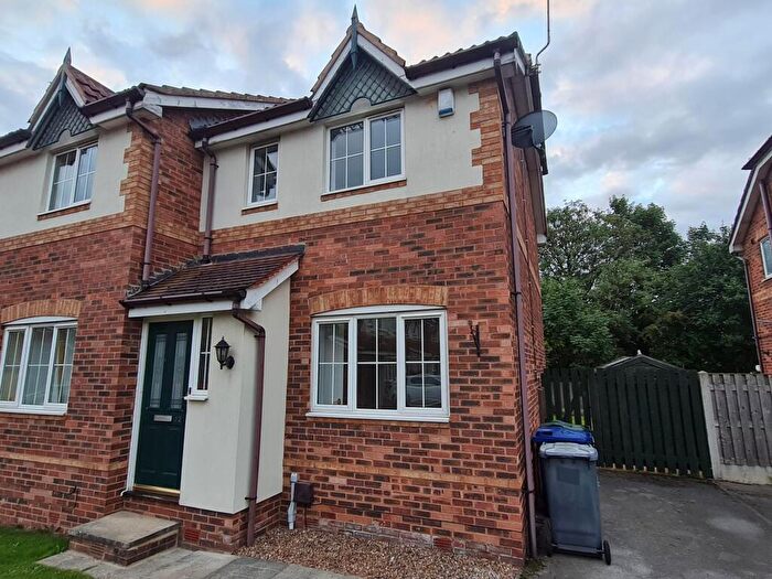 2 Bedroom House To Rent In Huxterwell Drive, Balby, Doncaster, DN4