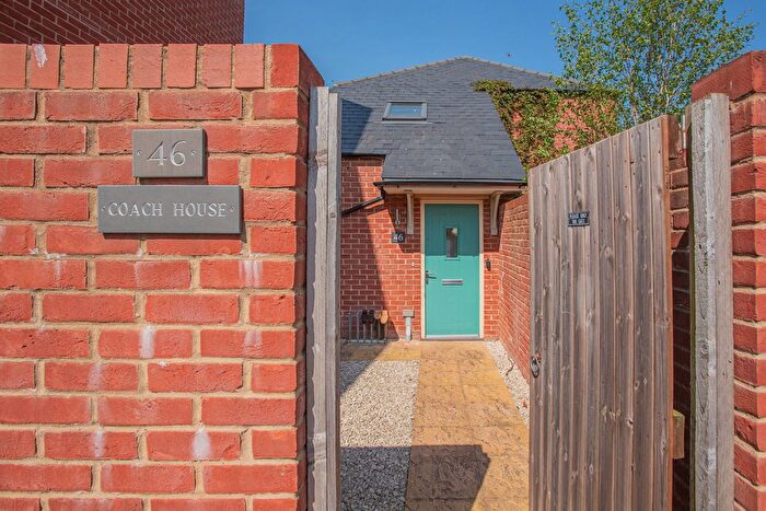 1 Bedroom Town House For Sale In Brays Avenue, Tetbury, GL8